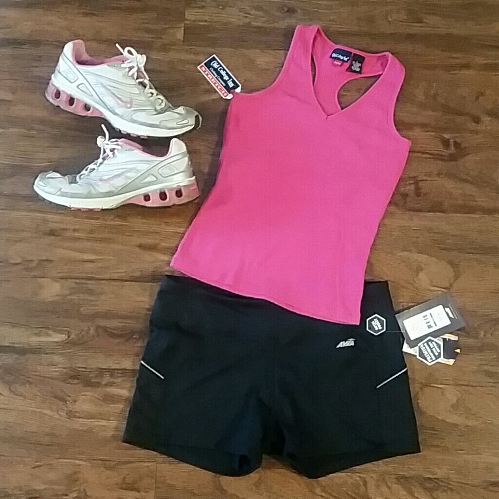 Old College Inn razorback tank w/ built in bra